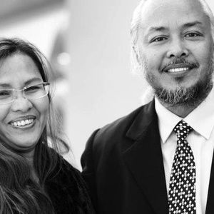 Meet your Posher, Toga tua